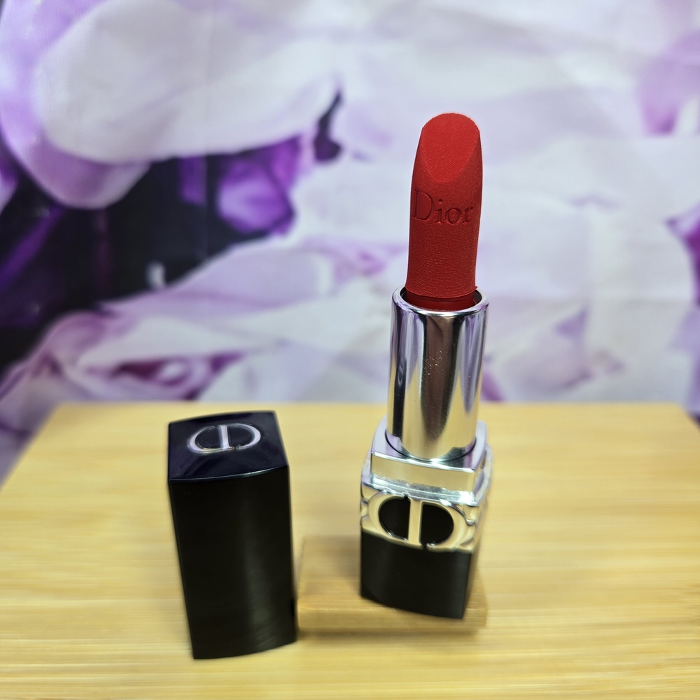 Dior MINI Red Lipstick Luxurious Satin Finish